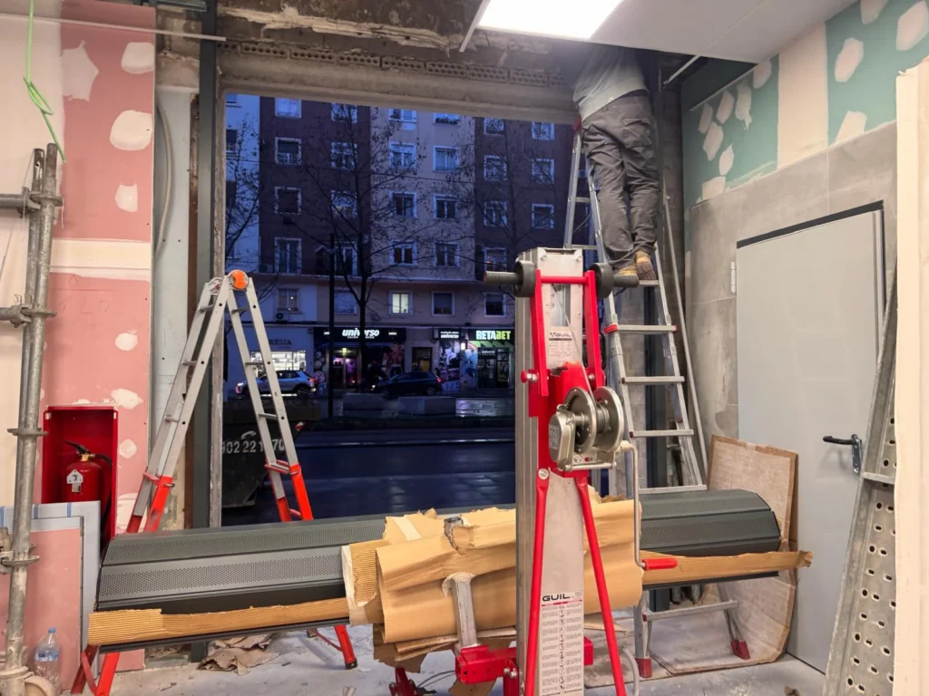 REPARACIÓN DE PERSIANAS METÁLICAS
