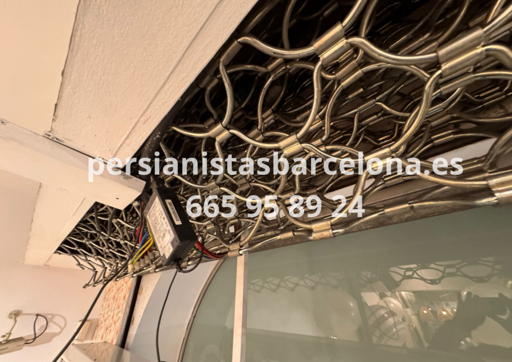 GALERIA INSTALACIÓN DE PERSIANAS METÁLICAS