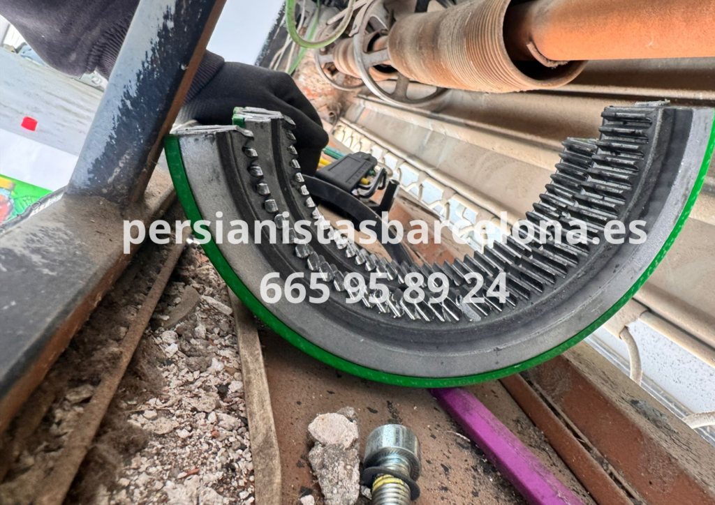 REPARACIÓN DE PERSIANAS METÁLICAS