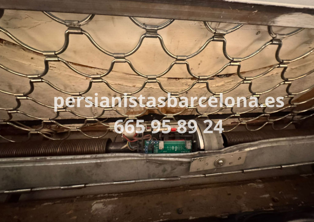 INSTALACIÓN DE PERSIANAS METÁLICAS