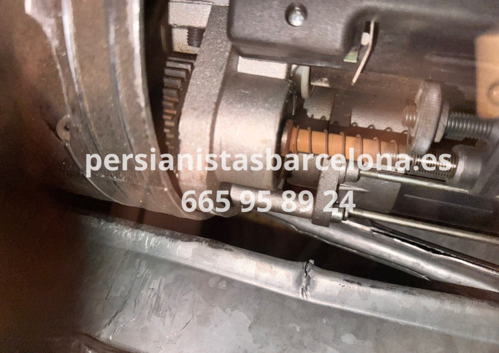 MOTORIZACIÓN DE PERSIANAS METÁLICAS