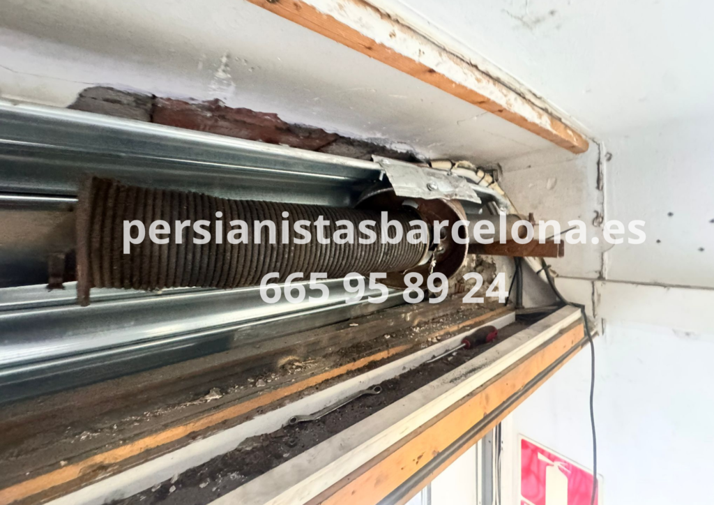 REPARACIÓN DE PERSIANAS METÁLICAS